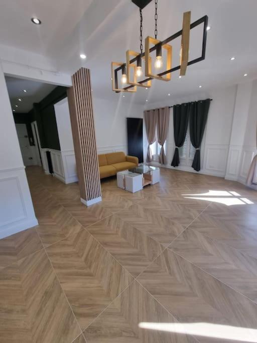 Location Appartement Beauvais Eksteriør billede